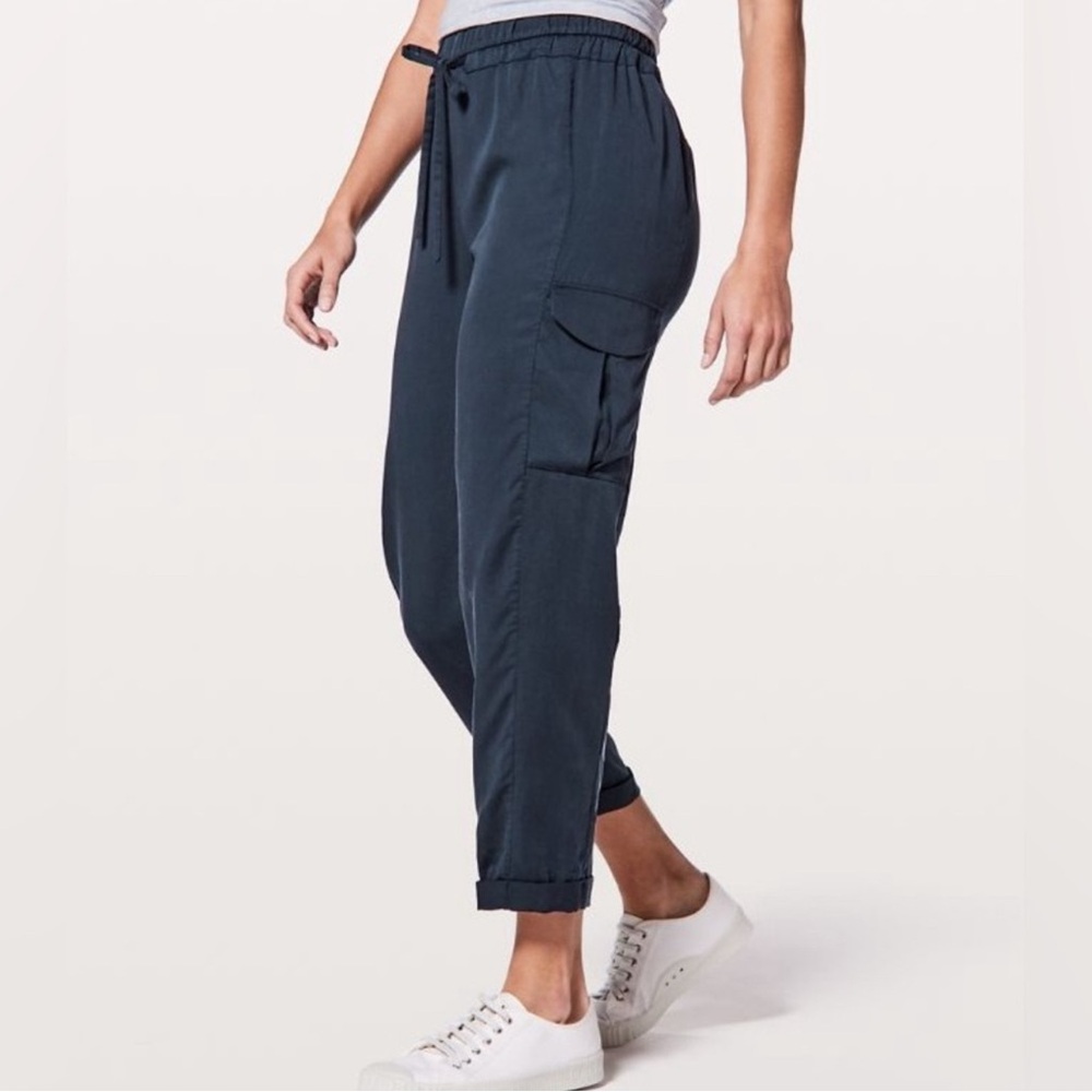 Lululemon Move Lightly Pant 25" Size 2